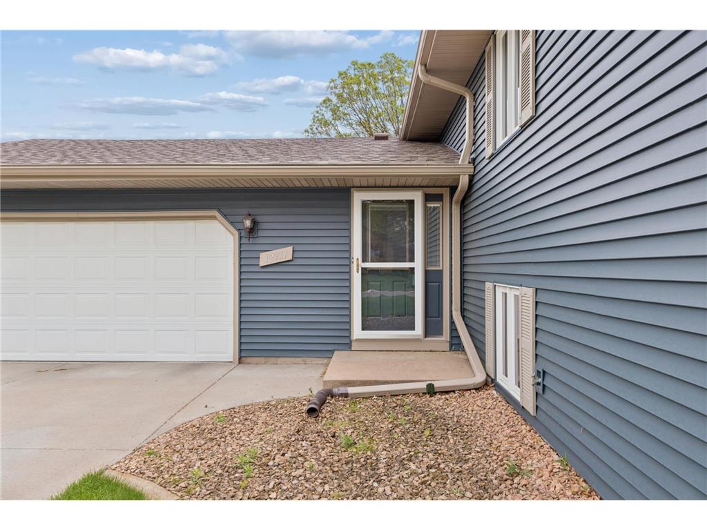 12931 Tyler Street NE Blaine MN 55434 7082403 image3