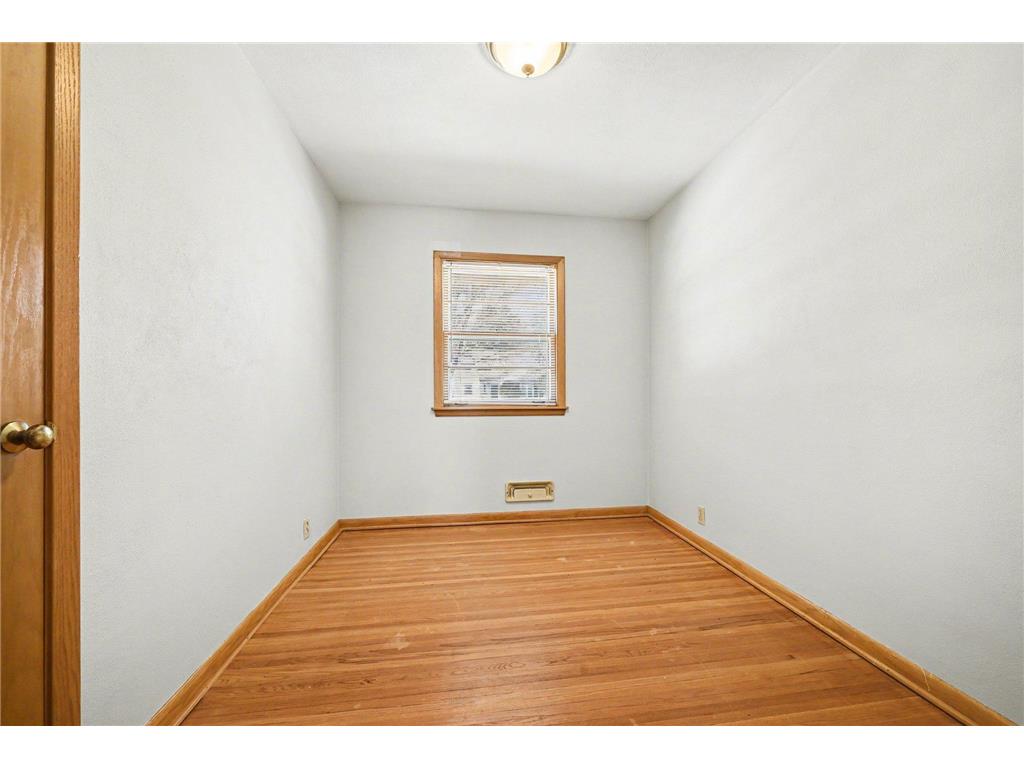 1294 Hall Avenue West Saint Paul MN 55118 7010561 image15