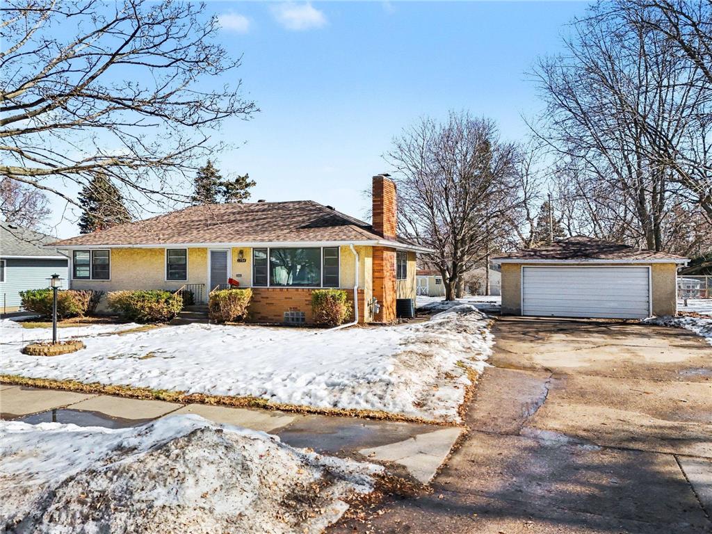 1294 Hall Avenue West Saint Paul MN 55118 7010561 image2