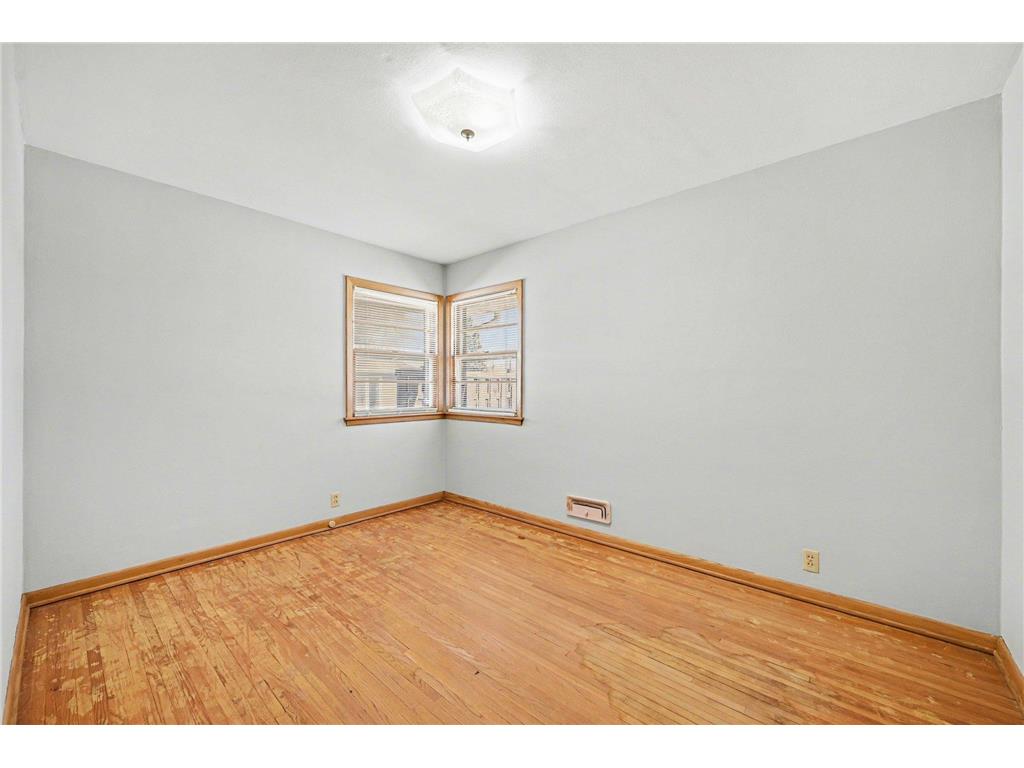 1294 Hall Avenue West Saint Paul MN 55118 7010561 image20