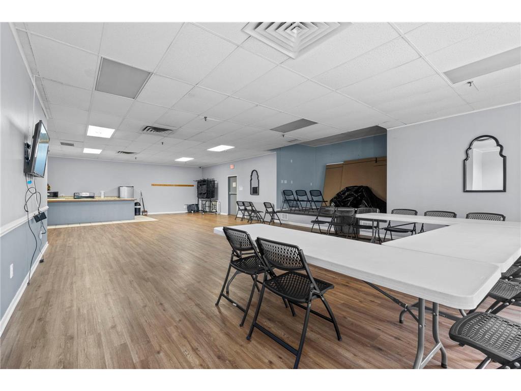 12948 Nicollet Avenue #101 Burnsville MN 55337 7064699 image24