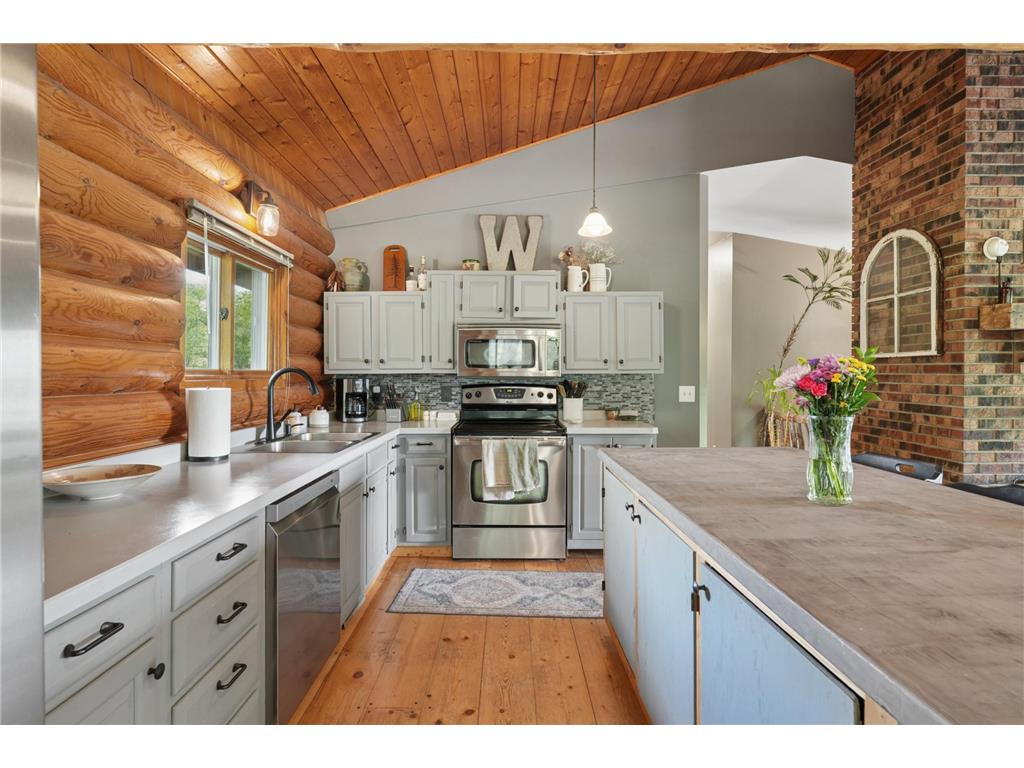1295 Evergreen Drive Kinnickinnic Twp WI 54022 7076813 image3
