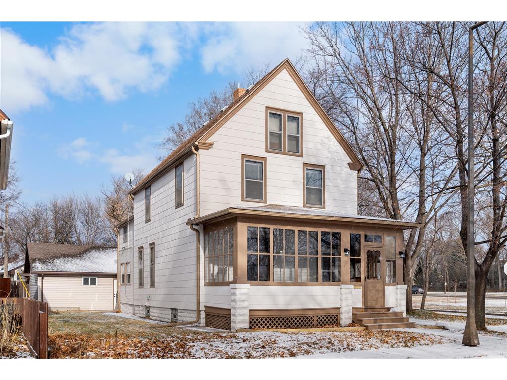 1295 Ross Avenue Saint Paul MN 55106 6637966 image1