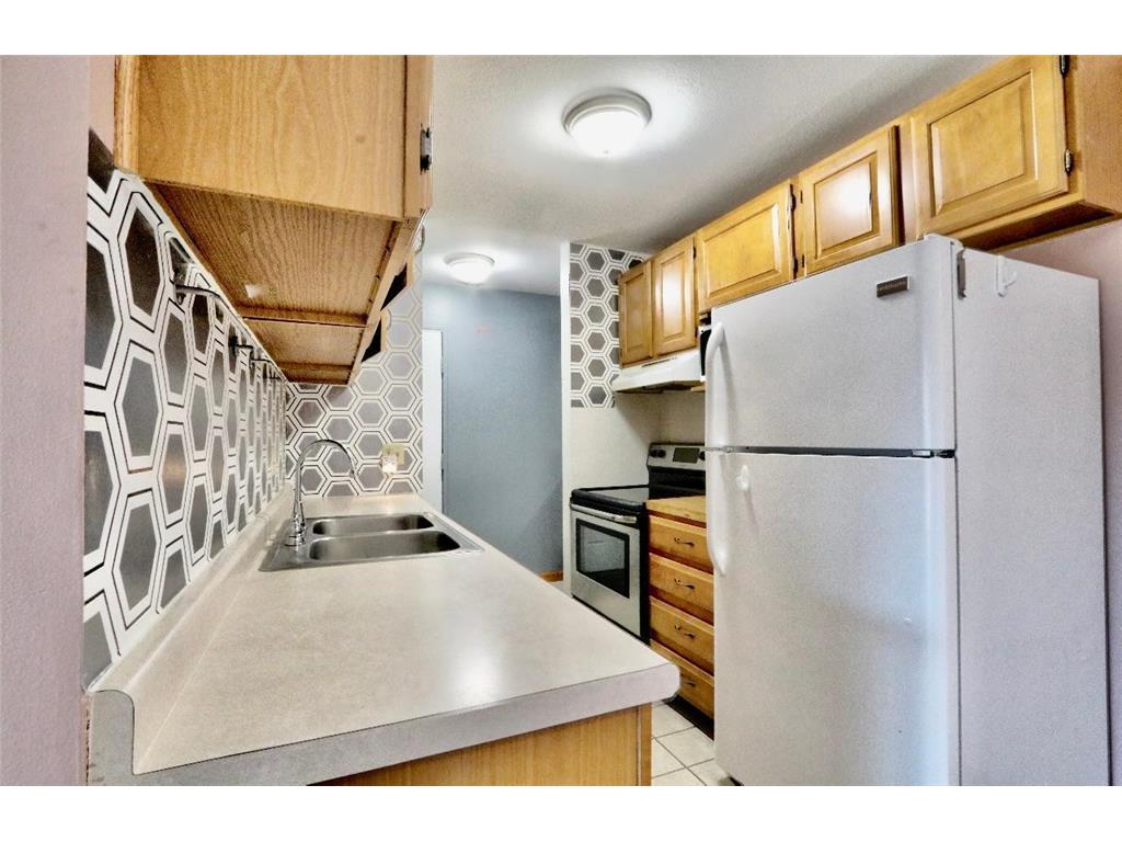 12950 Nicollet Avenue #101 Burnsville MN 55337 6469415 image1