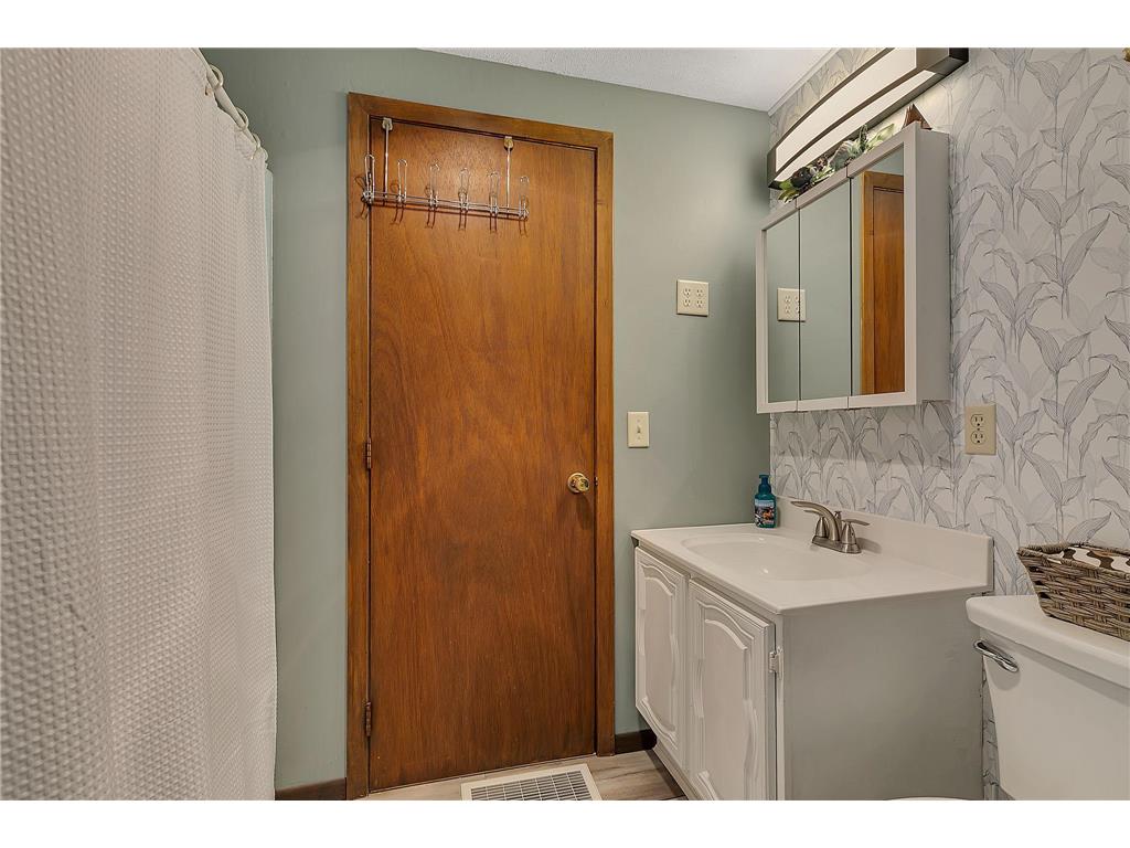 12951 Daisy Lane SW Farwell MN 56327 - Rachel 7095240 image20