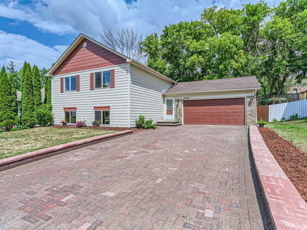 12959 Eagle Bluff Drive Burnsville MN 55337 6405918 image1