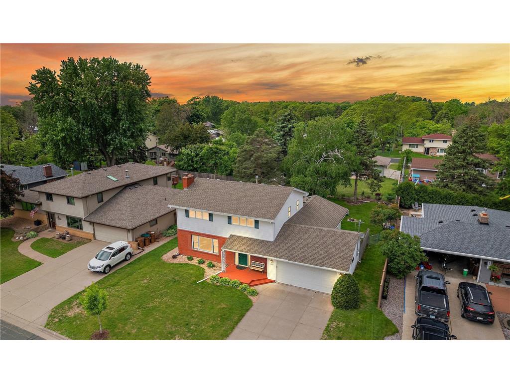 1296 Pinewood Drive Woodbury MN 55125 6654654 image1