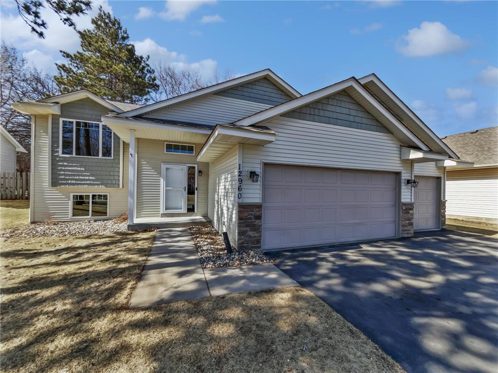 12960 Madison Street NE Blaine MN 55434 6689433 image1