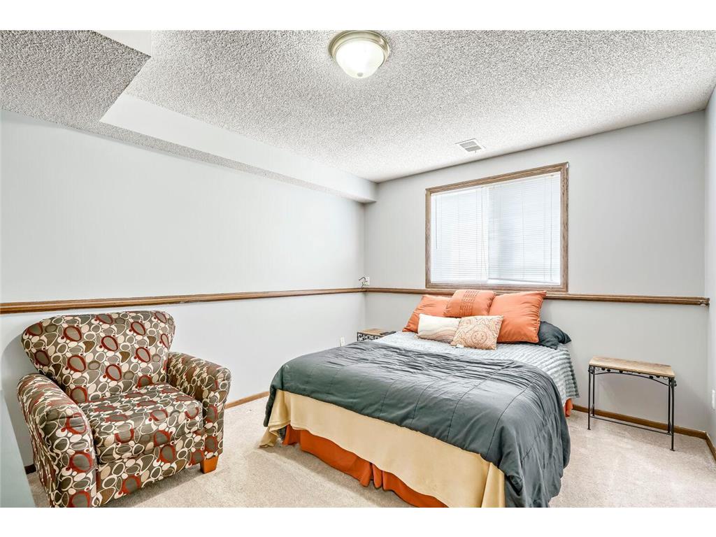 12962 Morgan Place Burnsville MN 55337 7110065 image16