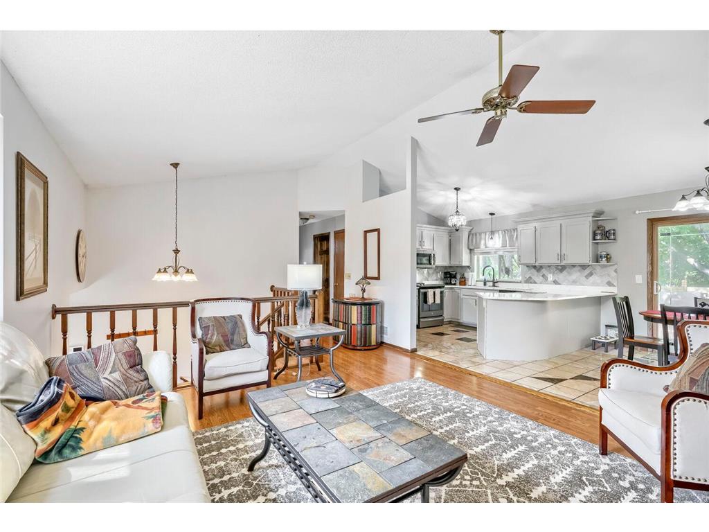 12962 Morgan Place Burnsville MN 55337 7110065 image4