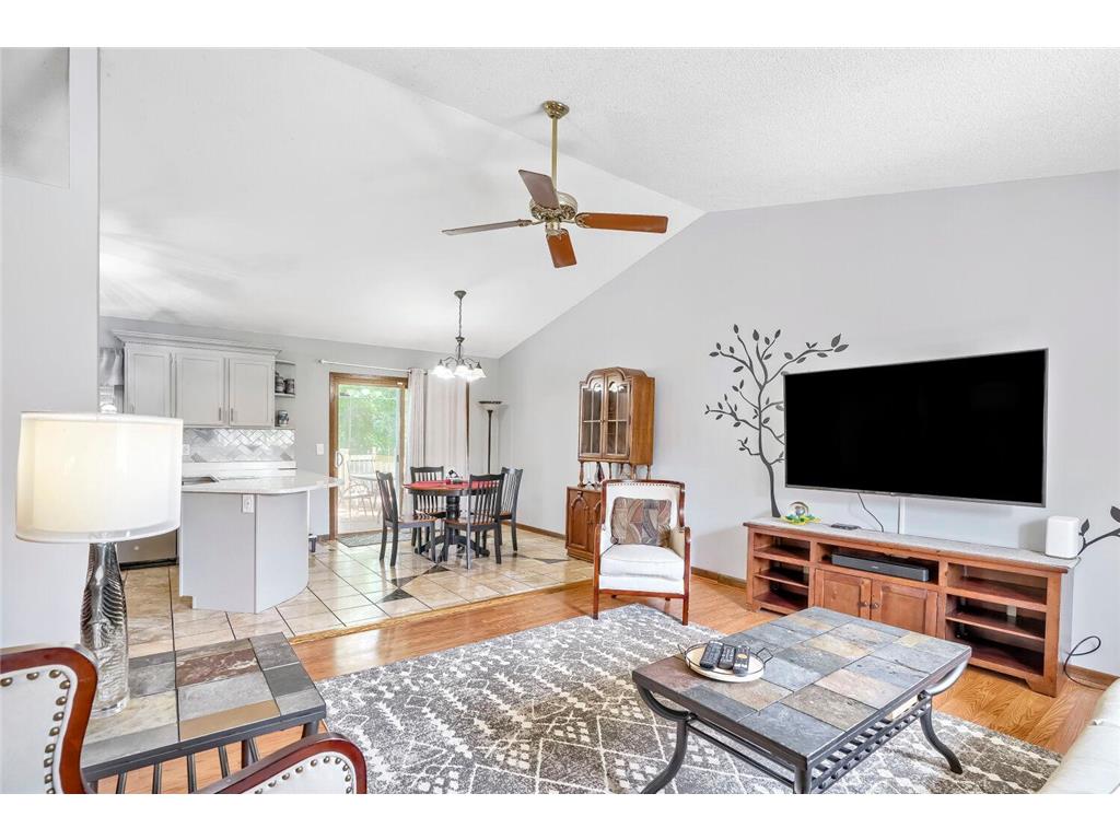 12962 Morgan Place Burnsville MN 55337 7110065 image5