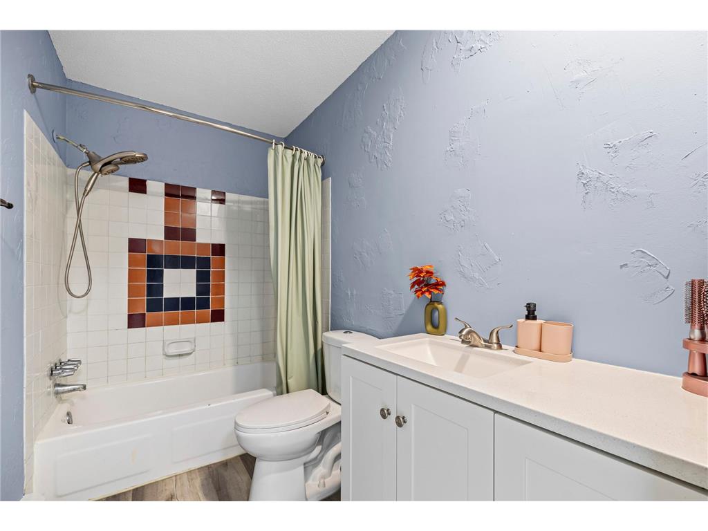 12964 Nicollet Avenue #301 Burnsville MN 55337 6822533 image14