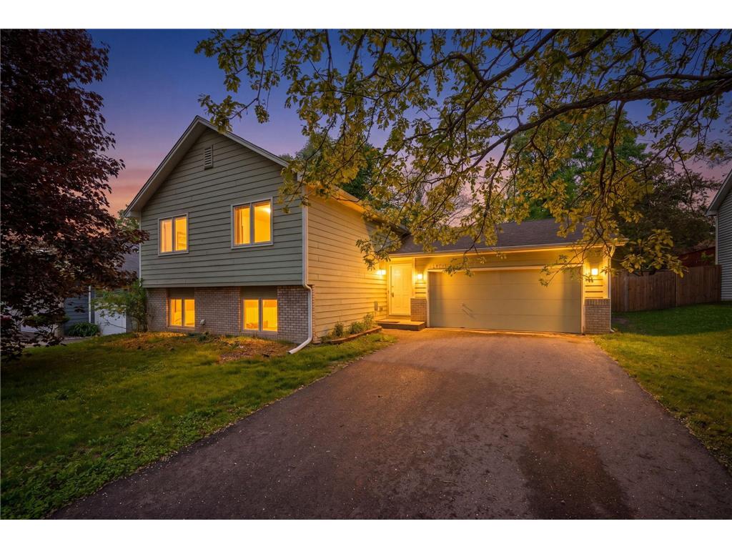 12967 Eagle Bluff Drive Burnsville MN 55337 7014818 image1