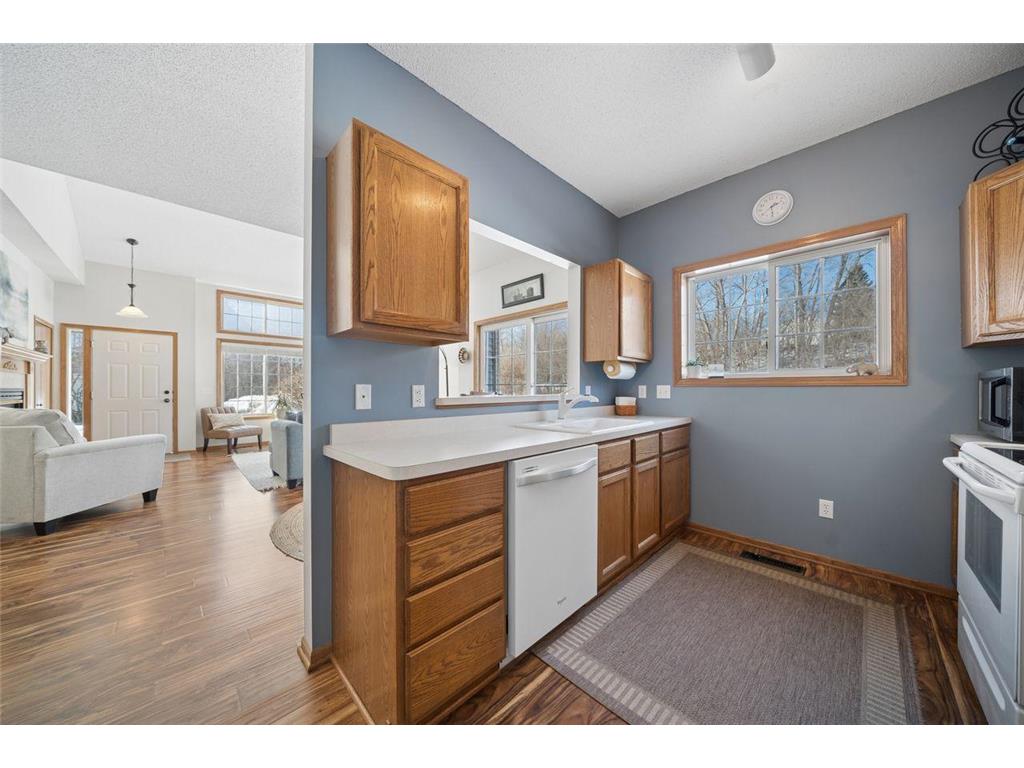 12975 Echo Lane Apple Valley MN 55124 7028262 image9