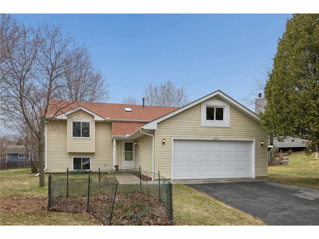 12975 Garner Lane Apple Valley MN 55124 7025545 image1