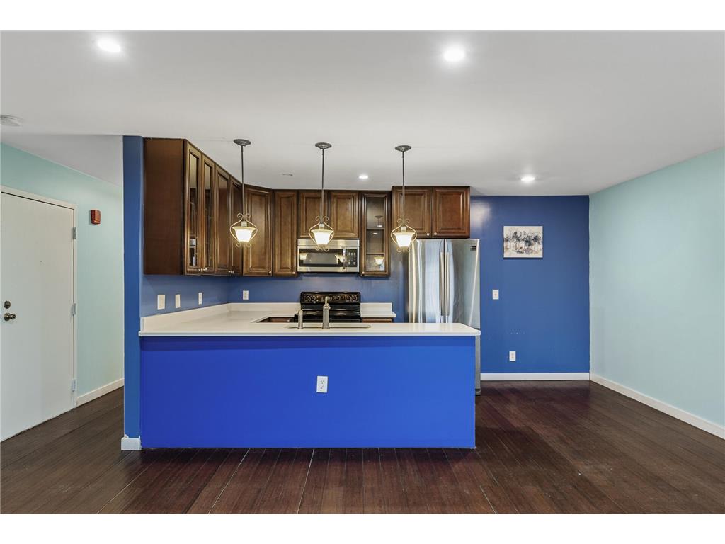 12976 Nicollet Avenue #301 Burnsville MN 55337 6643040 image1