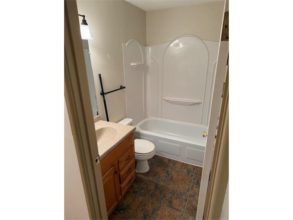 12986 Nicollet Avenue S #102 Burnsville MN 55337 7068044 image6