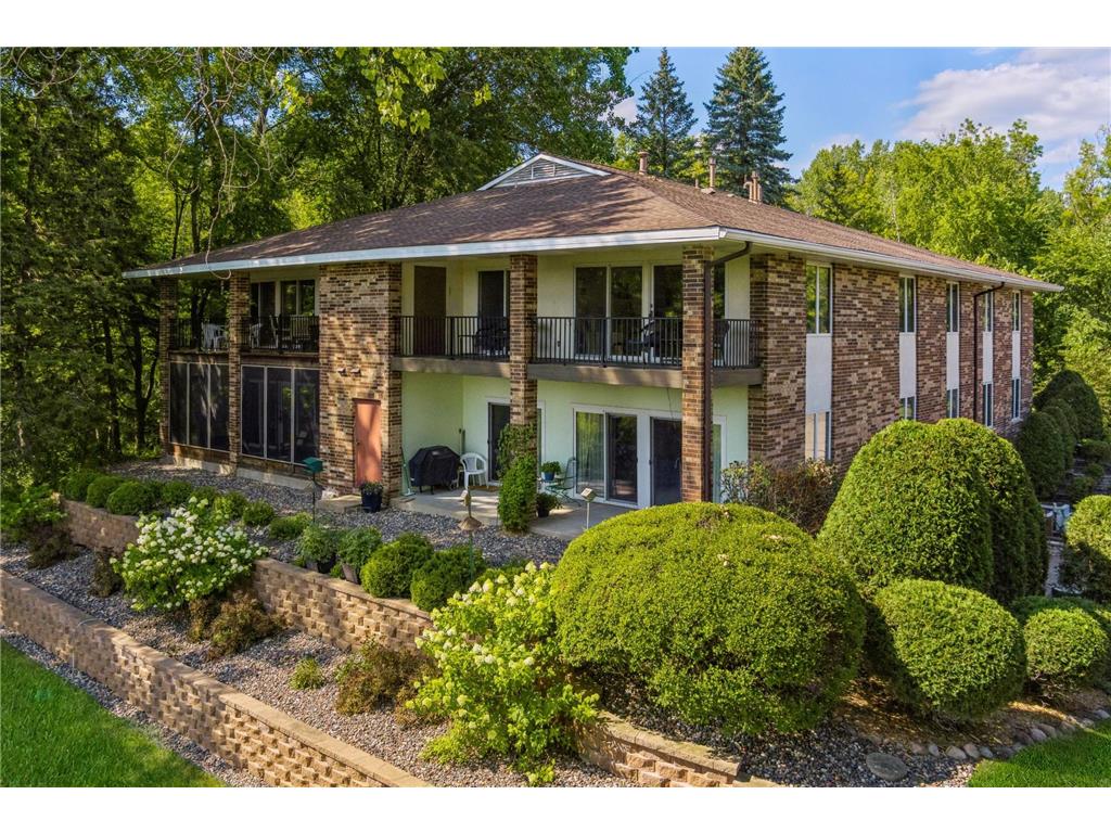 1299 Black Oaks Court N #1D Plymouth MN 55447 - Gleason Lake 6410999 image1