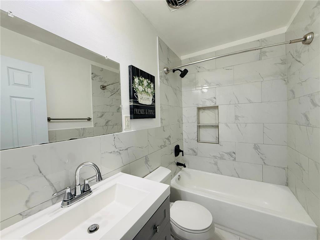 1299 Matilda Street Saint Paul MN 55117 7104400 image17