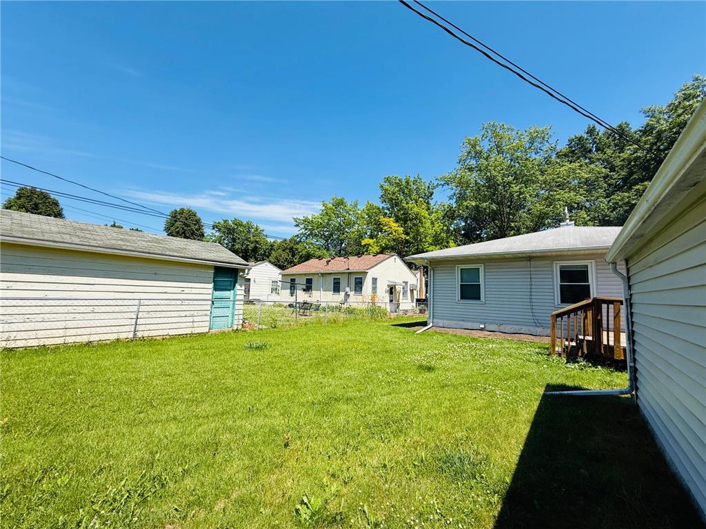1299 Matilda Street Saint Paul MN 55117 7104400 image23