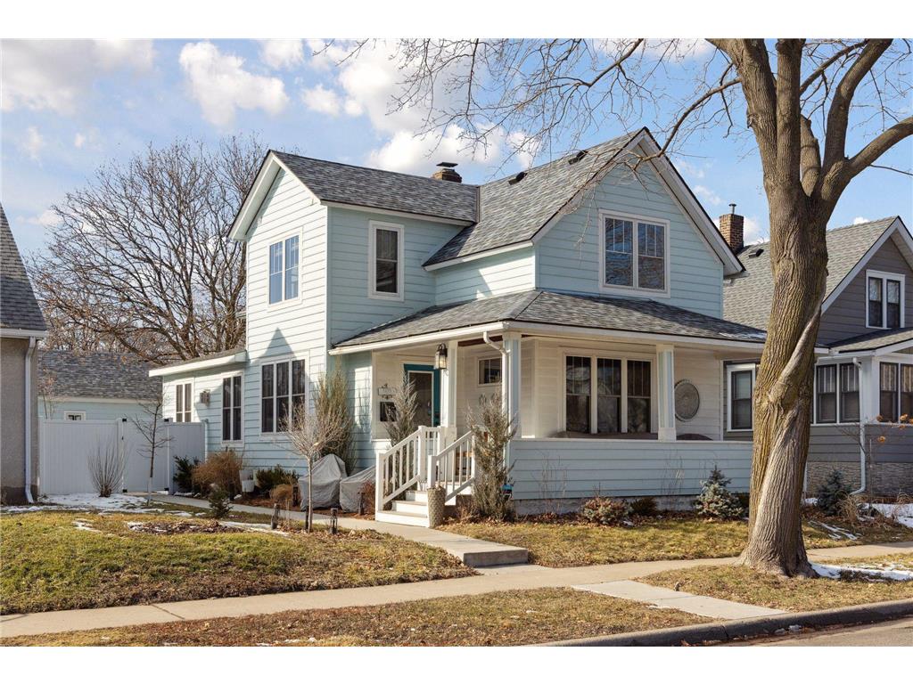 1299 Saint Albans Street N Saint Paul MN 55117 6493913 image1