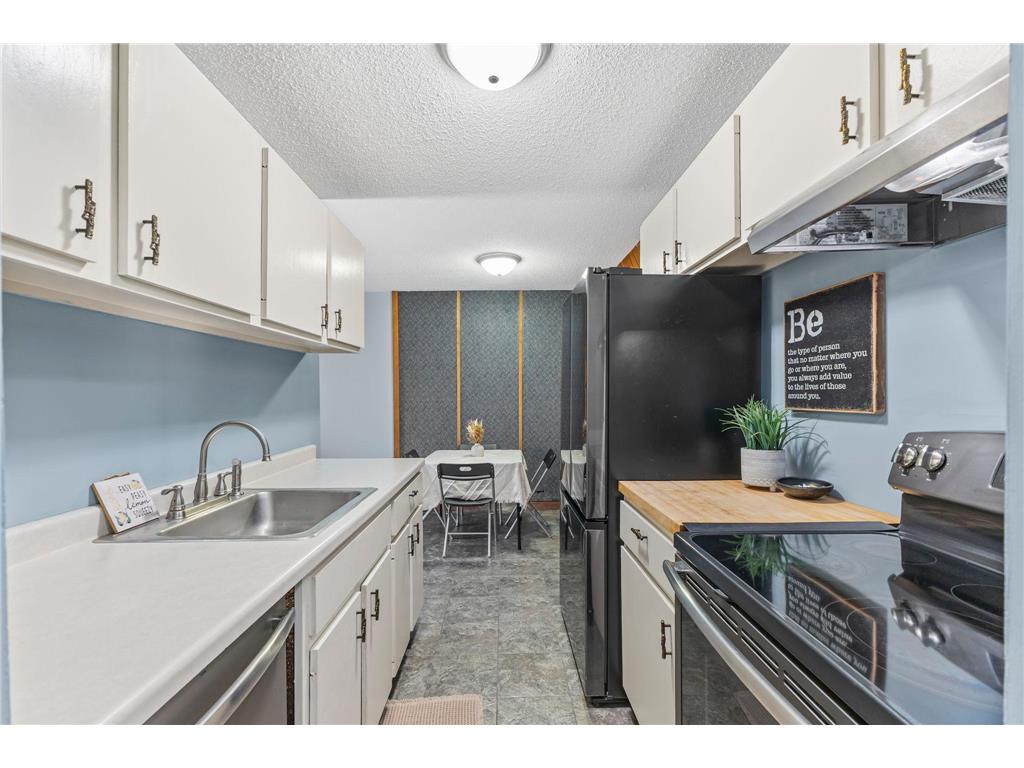 12992 Nicollet Avenue #102 Burnsville MN 55337 6806274 image9