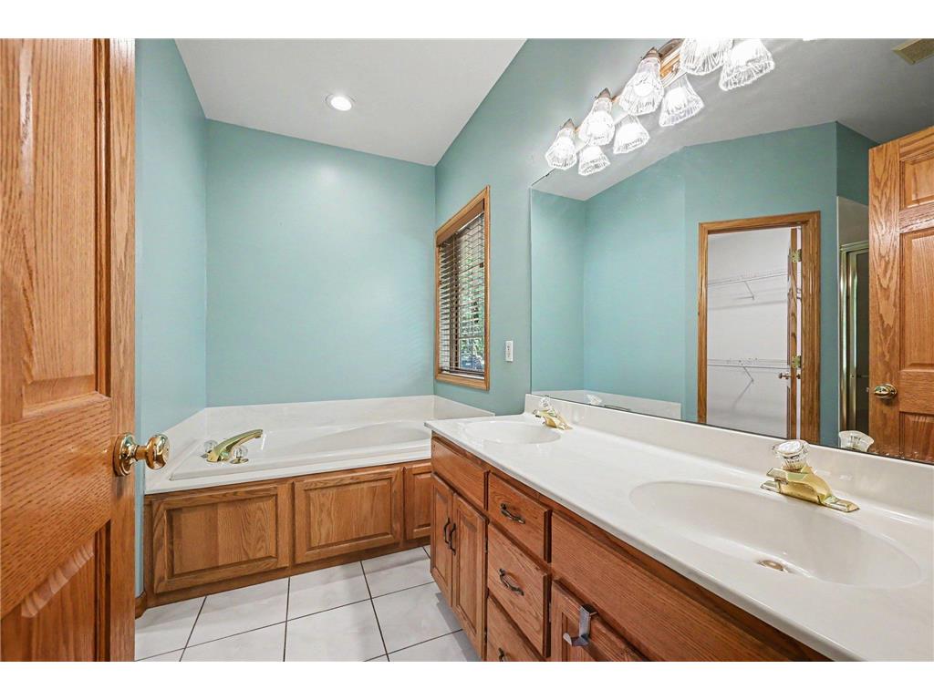12999 Garvin Brook Lane Apple Valley MN 55124 7034169 image9