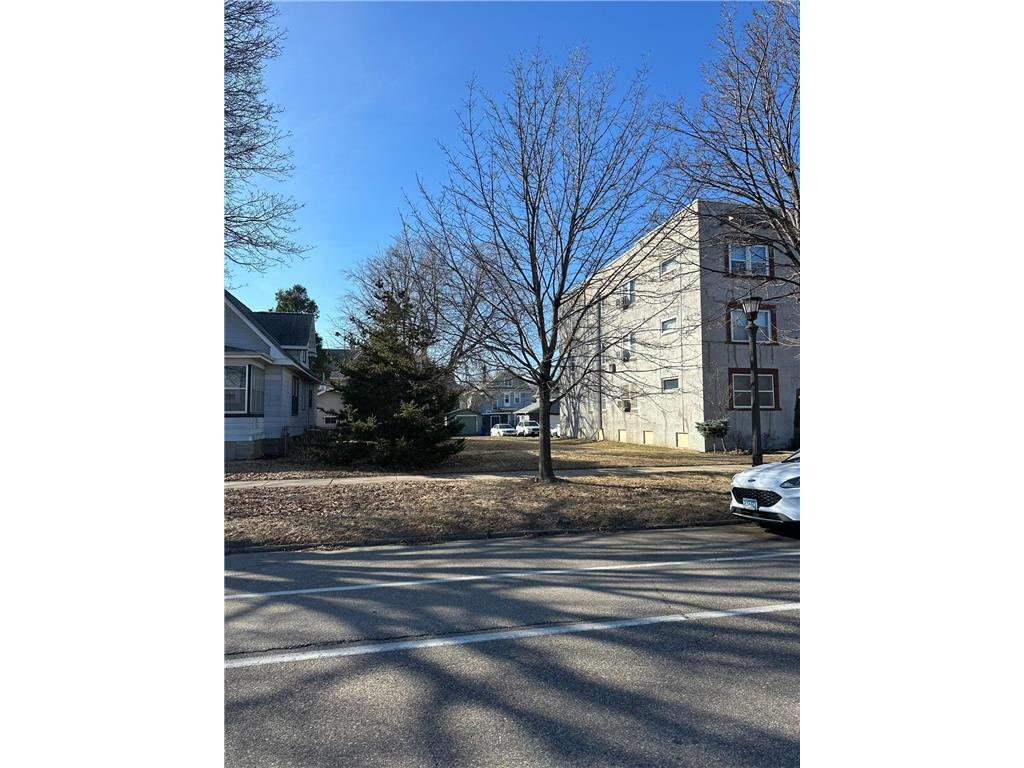 12XX Marshall Avenue Saint Paul MN 55101 6794257 image3