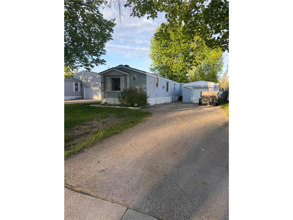 13 22nd Avenue NW Faribault MN 55021 7084890 image1