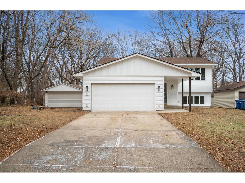 13 Dean Avenue E Champlin MN 55316 6640728 image1