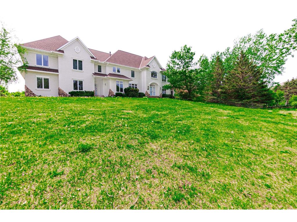 13 High Point Road, Dellwood, MN, 55110 MLS 6374846 Edina Realty