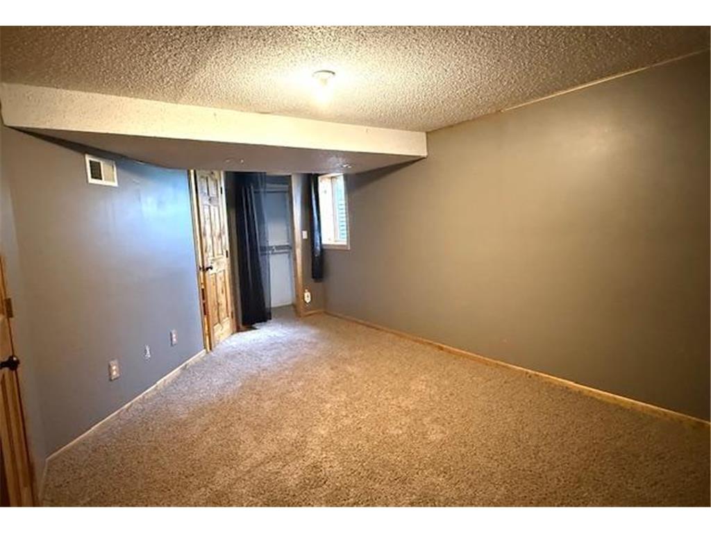 13 N Muyres Avenue Carlos MN 56319 7056822 image11