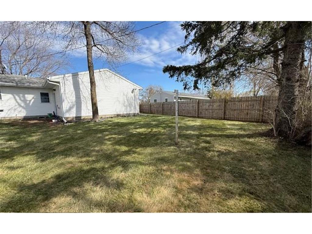 13 N Muyres Avenue Carlos MN 56319 7056822 image18