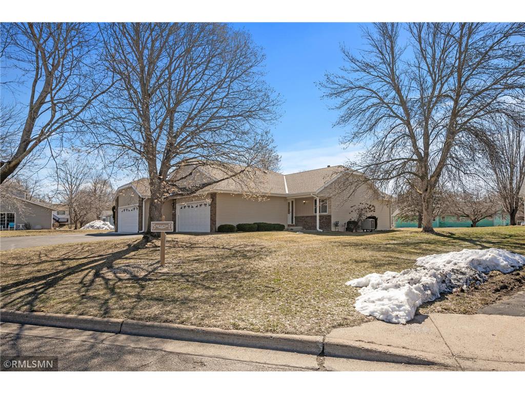 13 Oak Leaf Lane Circle Pines MN 55014 6514555 image1