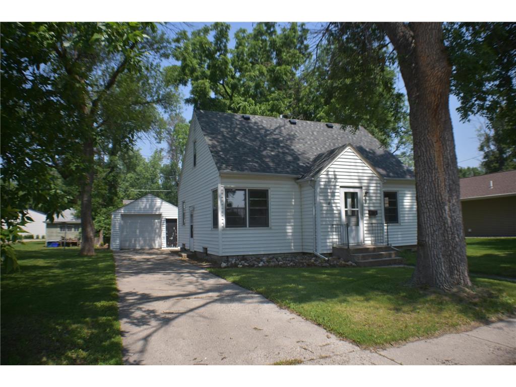 13 South Street Morris MN 56267 6736616 image1