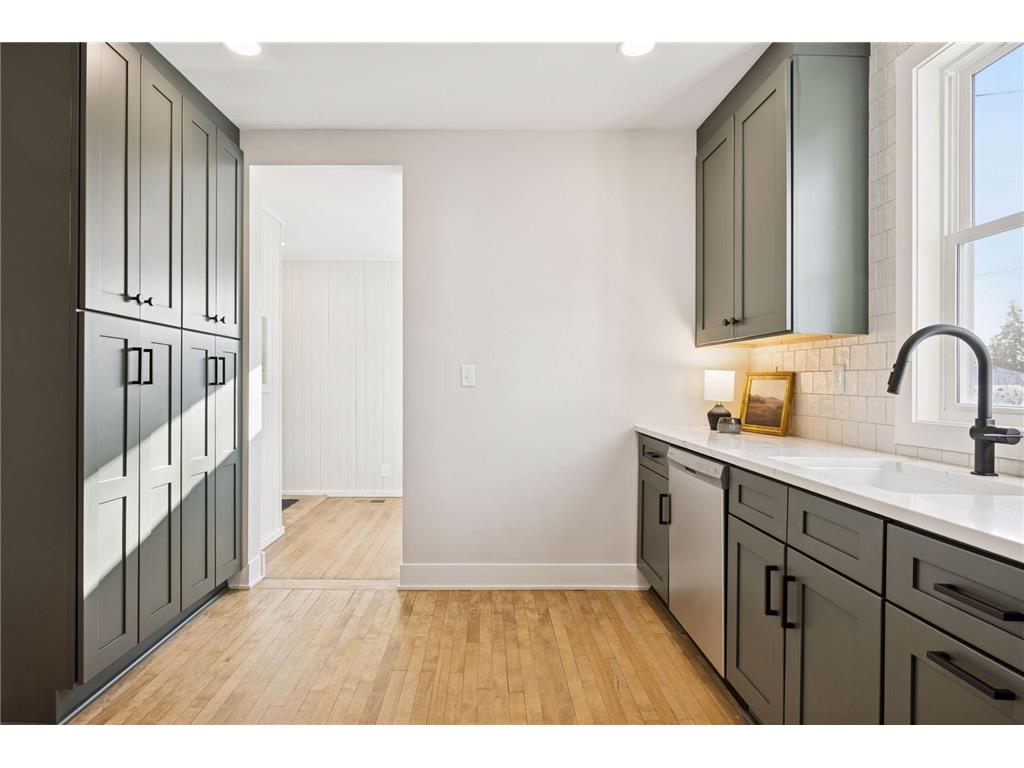 130 10th Avenue N Hopkins MN 55343 7005394 image13