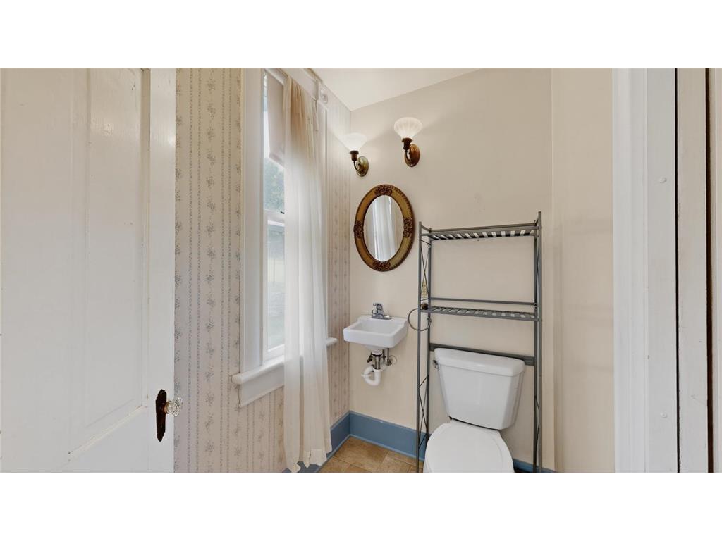 130132202 Winona Street SE Chatfield MN 55923 6776826 image133