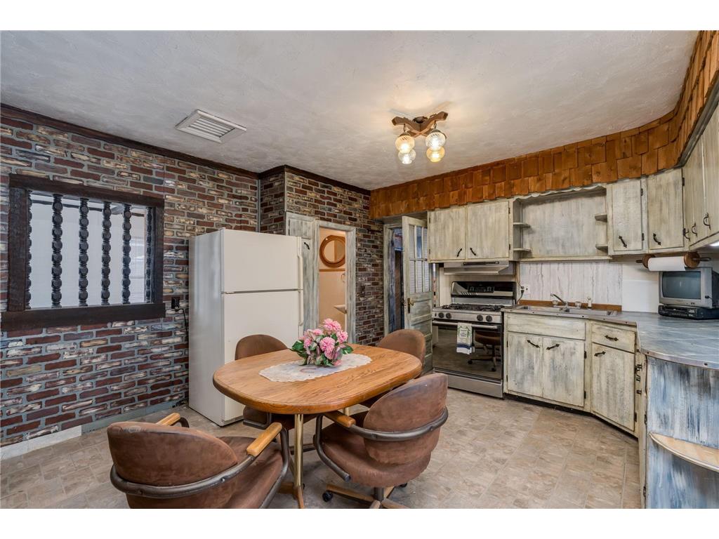 130 1st Street N Waterville MN 56096 7004734 image7