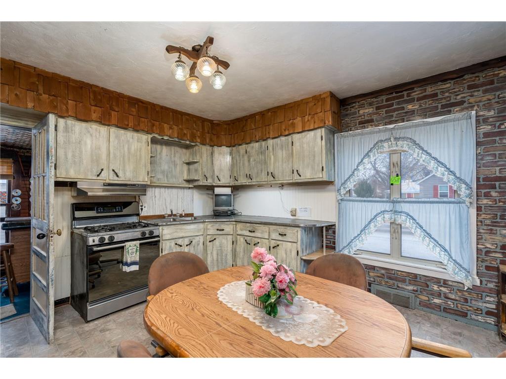 130 1st Street N Waterville MN 56096 7004734 image8