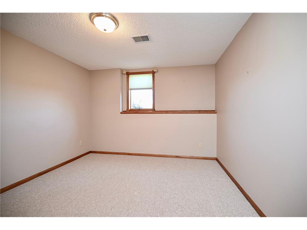 130 Benson Drive Lewiston MN 55952 7065845 image26