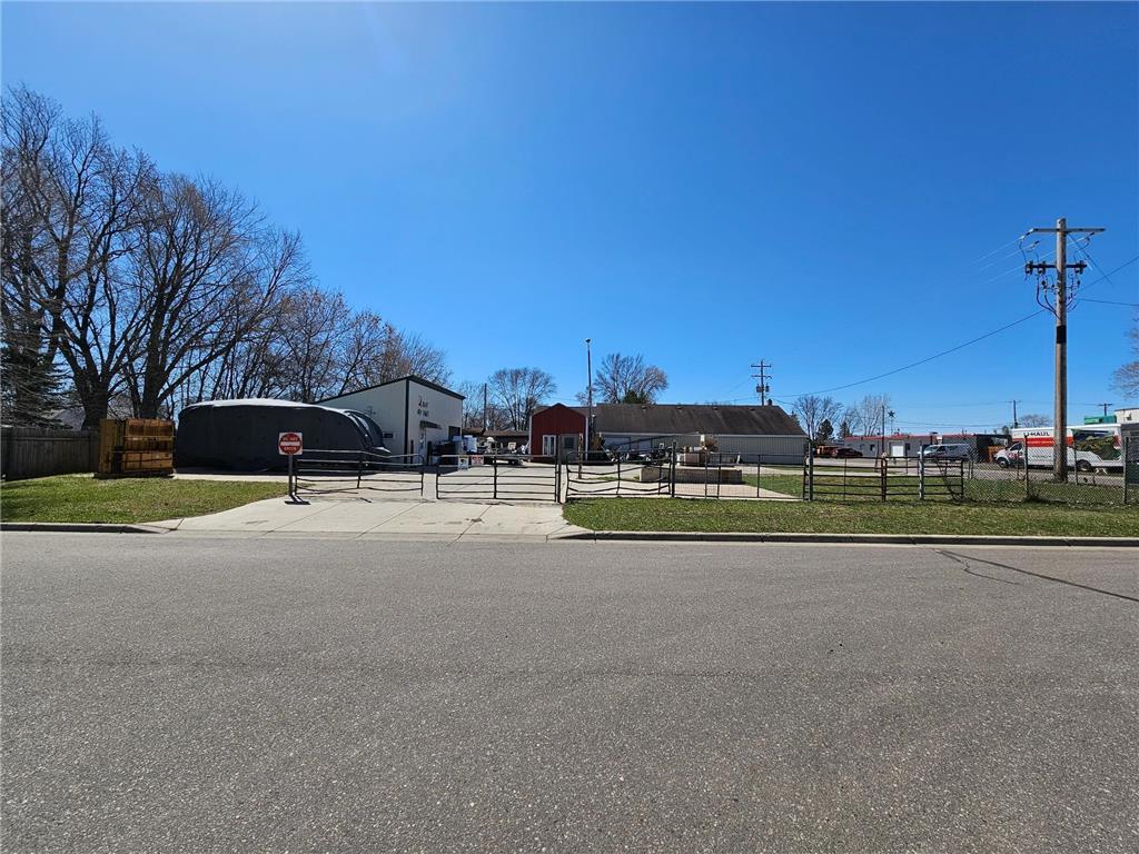 130 Cleveland Street N Cambridge MN 55008 6370691 image2