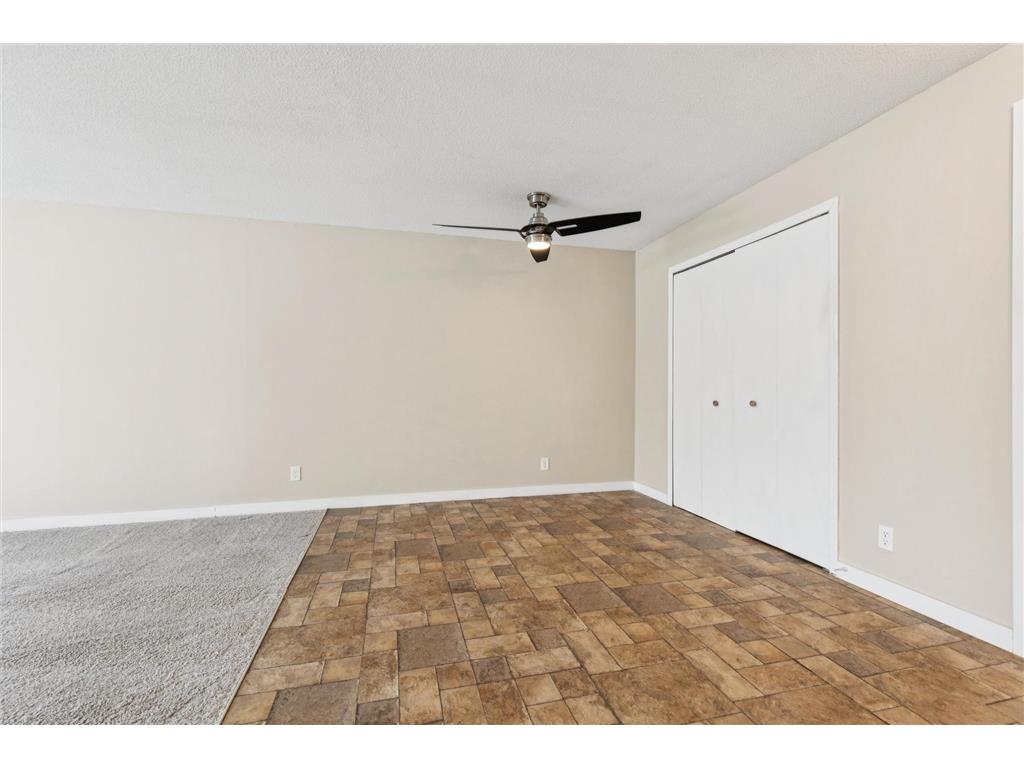 130 Demont Avenue E #142 Little Canada MN 55117 6826307 image12