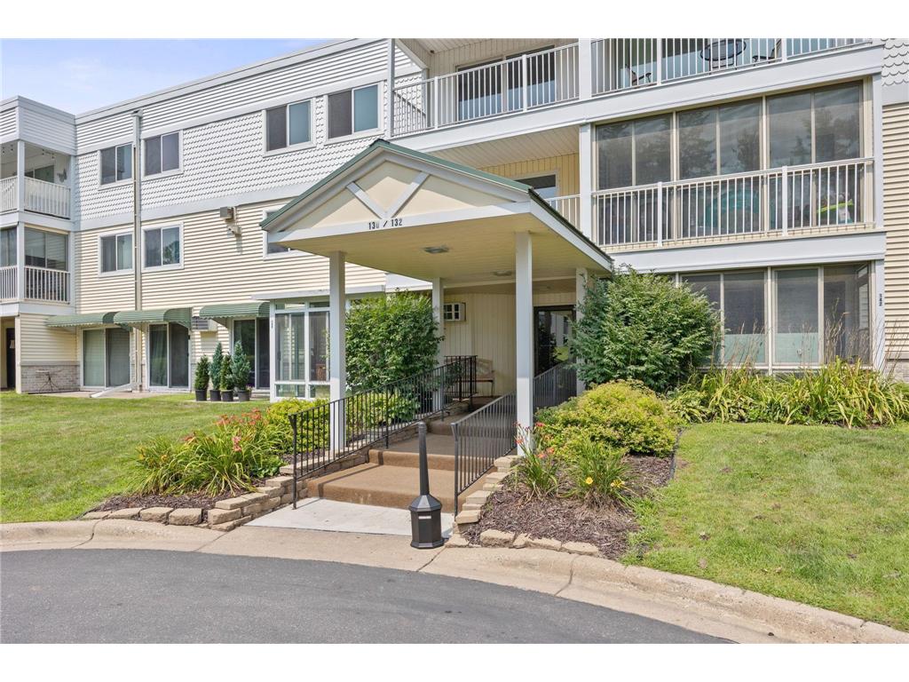 130 Demont Avenue E #244 Little Canada MN 55117 6696388 image1