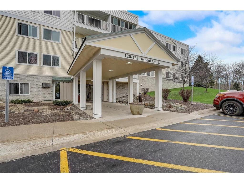 130 Demont Avenue E #249 Little Canada MN 55117 6360928 image1