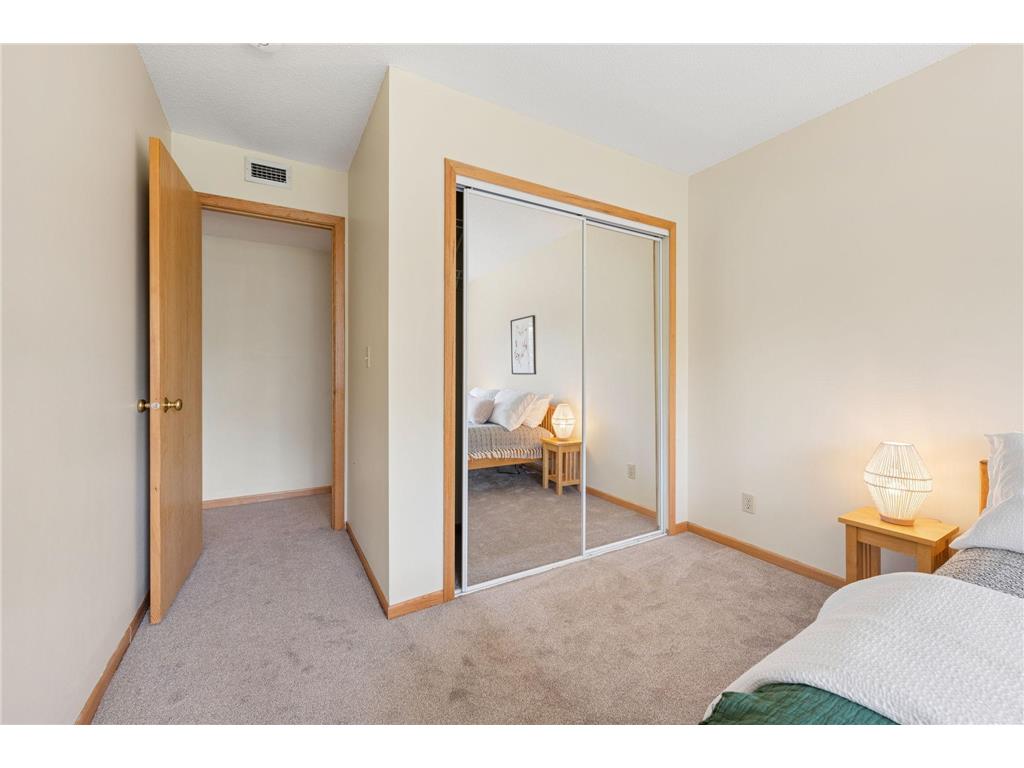 130 E Demont Avenue E #348 Little Canada MN 55117 7106099 image21
