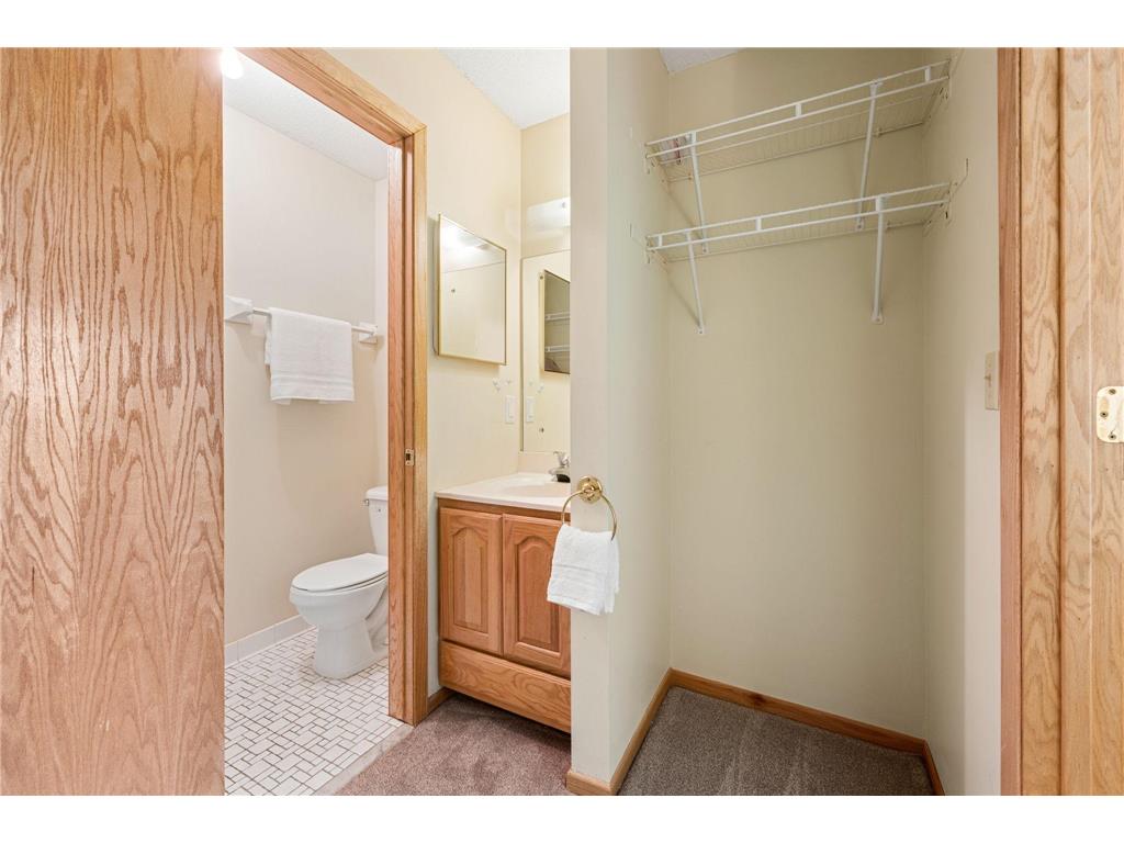 130 E Demont Avenue E #348 Little Canada MN 55117 7106099 image25
