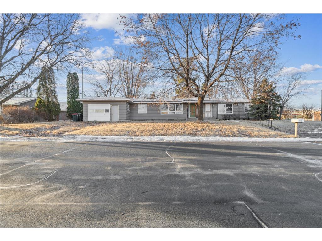 130 E Pomeroy Street River Falls WI 54022 6675380 image1