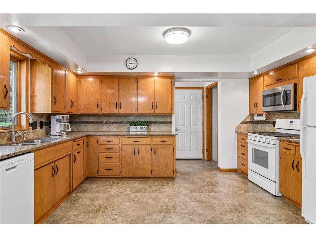 130 Faxon Road S Norwood Young America MN 55368 6824310 image3