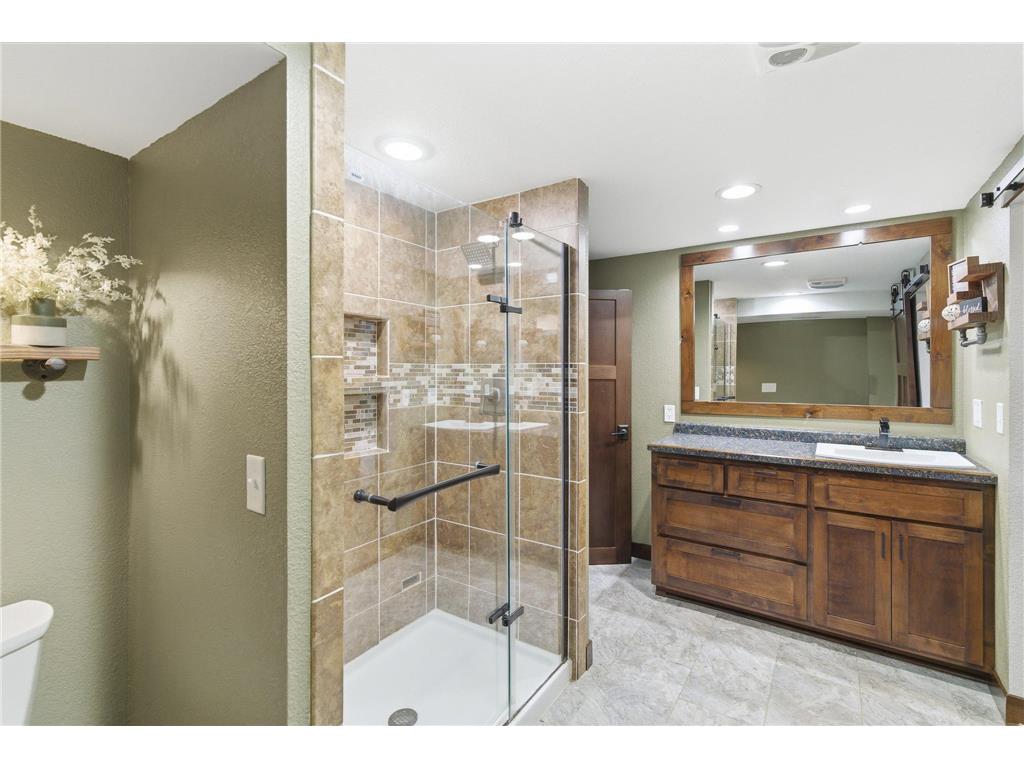 130 Half Moon Road Wells MN 56097 7075513 image14