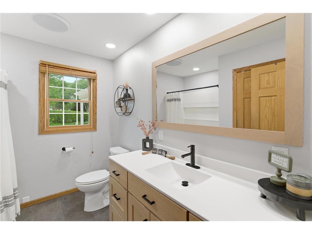 130 Half Moon Road Wells MN 56097 7075513 image18
